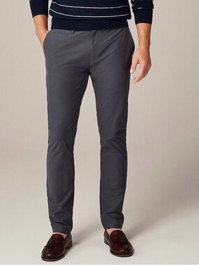 J. Crew Men’s 484 Slim-fit tech pant 32x32